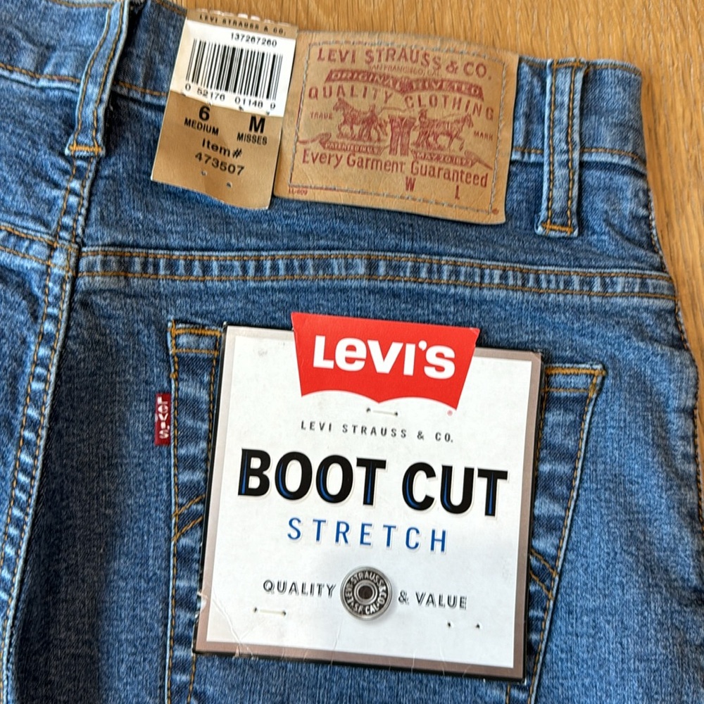 Vintage Boot Cut Stretch Levi’s size 6